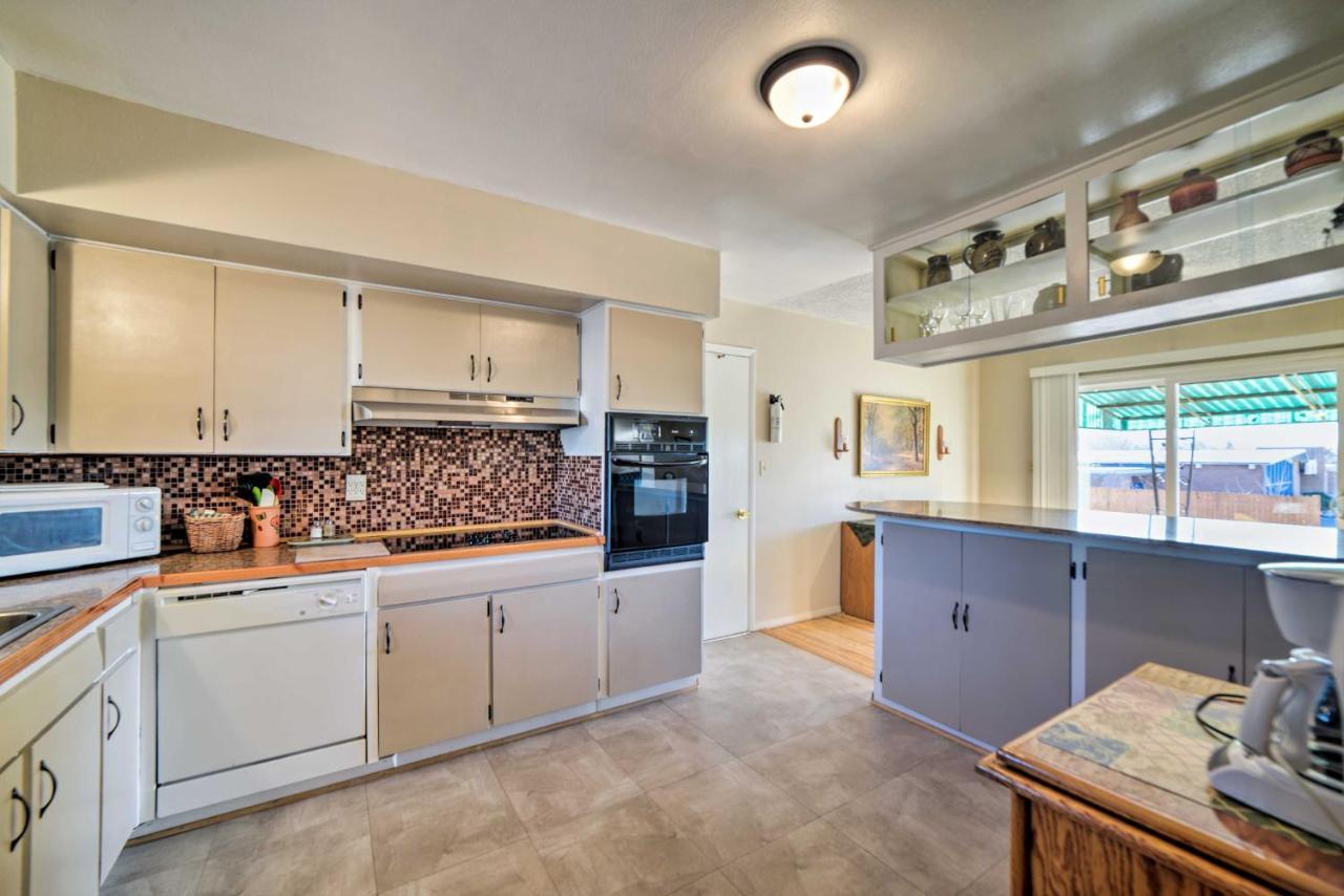 Family-Friendly Cortez Cedar House With Yard! Exterior photo